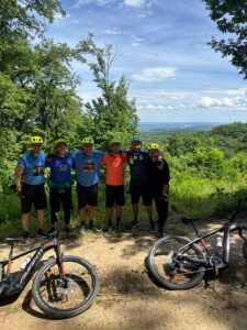 Francuska ekipa, Fruska gora | eMTB.rs